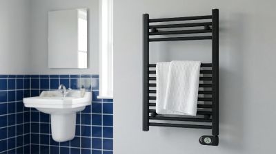 Adax 210230_Comfort 50-80-300 Black Lifestyle1 Adax 210230_Comfort 50-80-300 Black Lifestyle1